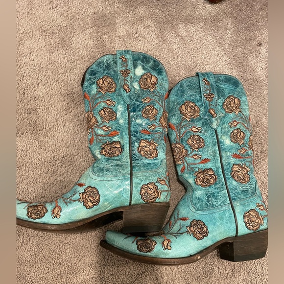 Lucchese Turquoise Roses and thorns boots - Picture 3 of 12